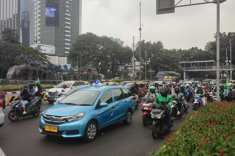 [POPULER OTOMOTIF] HUT Bhayangkara ke-79, Merek China Geber Diskon
