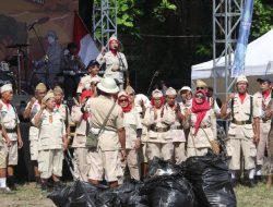 Ratusan Ontelis Bersihkan Sampah di Yogyakarta Ratusan Ontelis Bersihkan Sampah di Yogyakarta