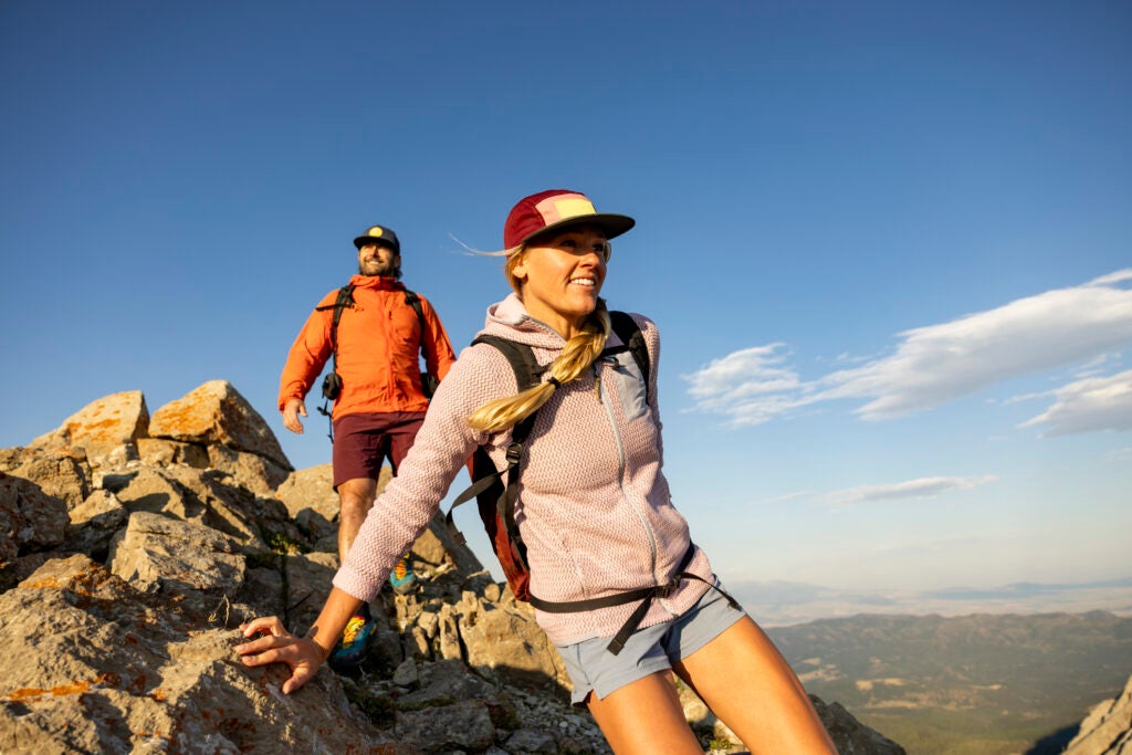 Love Beyond the Trail: It’s Perfectly Fine to Date Someone Who Doesn’t Hike