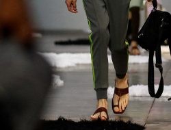Prada Acknowledges Indian Roots of Its New ‘Leather Sandals’ Prada Acknowledges Indian Roots of Its New ‘Leather Sandals’