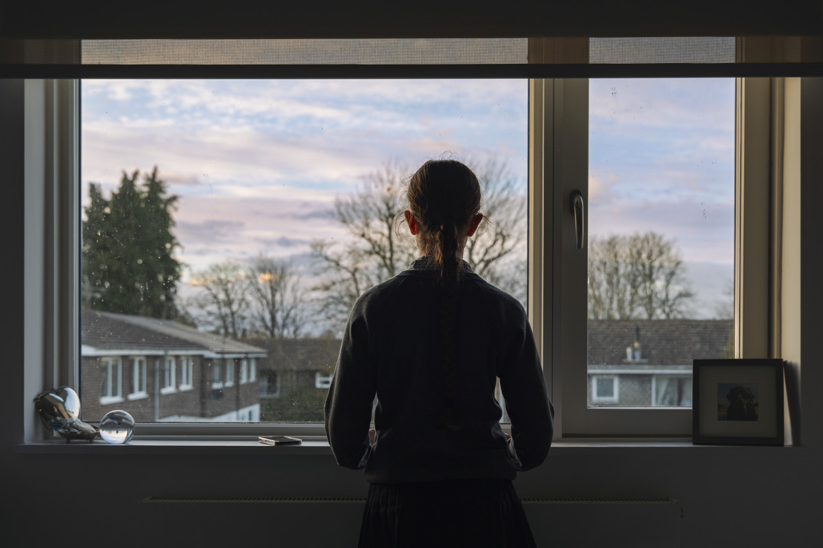 **”15 Surprising Traits Adults Often Develop After Childhood Trauma, According to a Psychologist”**