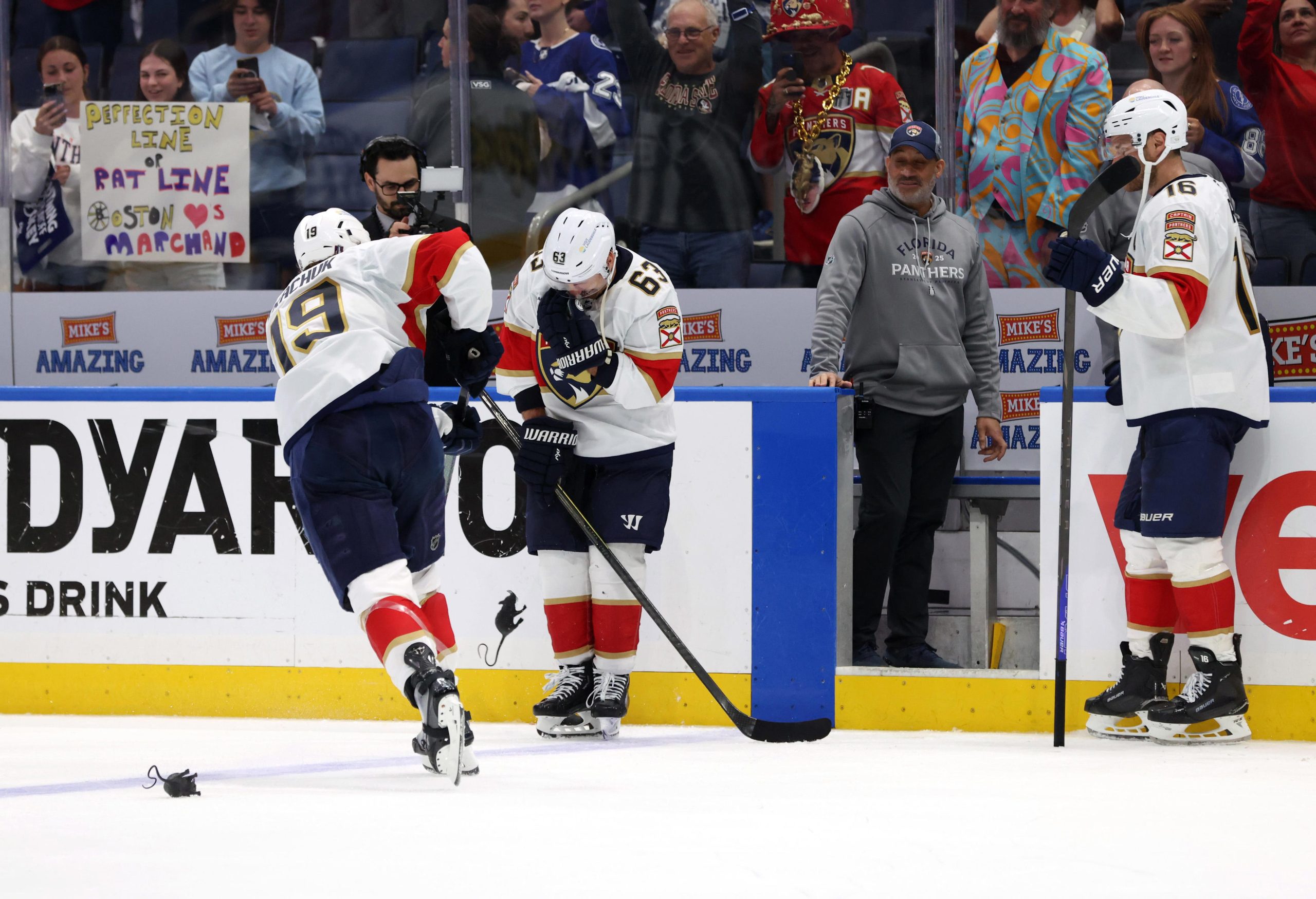 Stanley Cup Star Brad Marchand Returns to Florida Panthers in Exciting Re-Signing | D’Angelo