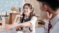 Dasar Pembelajaran dalam Berinteraksi dengan Siswa dan Orang Lain di Sekolah dan Luar Sekolah