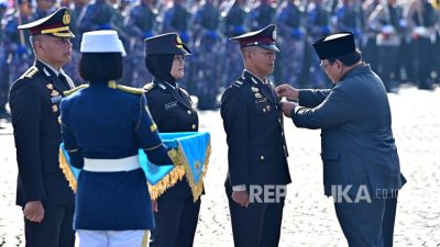 Prabowo Saksikan Langsung Komitmen Polri Dekati Rakyat