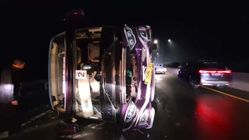 Kecelakaan Menimpa Rombongan Peziarah dari Bandung di KM 70 Tol Cipularang