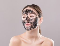 Manfaat Masker Peel-Off untuk Kulit Berminyak yang Segar dan Terawat Manfaat Masker Peel-Off untuk Kulit Berminyak yang Segar dan Terawat