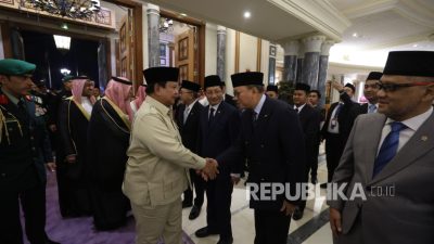 Prabowo Akan Bahas Kuota Haji dengan Pangeran MBS di Jeddah