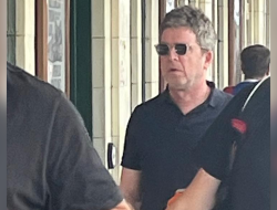 Noel Gallagher’s Train Arrival for Cardiff Gig Noel Gallagher’s Train Arrival for Cardiff Gig