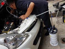 Judul yang lebih menarik dan singkat, namun tetap menjaga makna:
**Servis Mobil dengan Carbon Cleaner di Bengkel Umum? Cek Biayanya di Sini!** Judul yang lebih menarik dan singkat, namun tetap menjaga makna:
**Servis Mobil dengan Carbon Cleaner di Bengkel Umum? Cek Biayanya di Sini!**