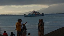 Indonesia, Negeri Kepulauan: Saatnya Pemerintah Atasi Angkutan Penyeberangan secara Komprehensif Indonesia, Negeri Kepulauan: Saatnya Pemerintah Atasi Angkutan Penyeberangan secara Komprehensif