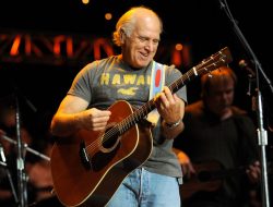 Neil Young & The Chrome Hearts Deliver Rare, Full-Band Performance of ‘Ambulance Blues’ Neil Young & The Chrome Hearts Deliver Rare, Full-Band Performance of ‘Ambulance Blues’