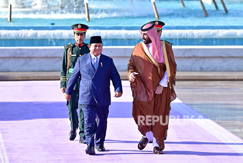 Usai Bertemu, Prabowo Undang Pangeran MBS ke Indonesia