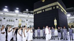 Prabowo Umrah di Mekkah: Sentuh Hajar Aswad dan Masuk Ka’bah