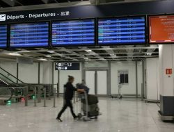 Air Traffic Chaos: French Controllers’ Strike Shuts Down Summer Travel Air Traffic Chaos: French Controllers’ Strike Shuts Down Summer Travel