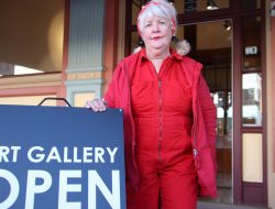 Outback artists protest NSW funding cuts to regional galleries Outback artists protest NSW funding cuts to regional galleries