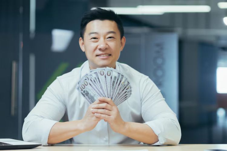 Tentu! Berikut rephrasing dari judul tersebut dalam Bahasa Indonesia yang lebih menarik dan tetap menjaga maknanya:

**8 Weton Penuh Keberuntungan: Kerja Keras Tanpa Henti, Rezeki Mengalir Deras ke Pelupuk Hidupnya**

Jika ingin nuansa yang lebih kuat dan bersemangat, bisa juga menggunakan opsi ini:

**8 Weton Istimewa Ini Rombak Takdir dengan Kerja Keras, Rezeki Kini Banjir Tanpa Henti**

Berminat dengan versi yang lebih santai atau formal?