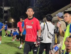 Marselino Ajak Witan Santap Bersama Jelang Laga Piala Presiden 2025 Marselino Ajak Witan Santap Bersama Jelang Laga Piala Presiden 2025