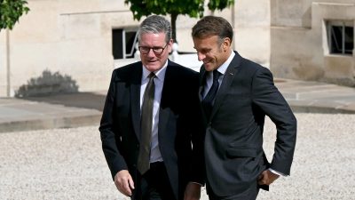 Starmer presses Macron on migrant return deal during state visit