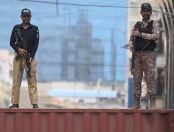 **Title Rephrase:**
**”Muharram Security Upgrades; Karachi Sees Mobile and Internet Blackout”**
Let me know if you’d like more variations! **Title Rephrase:**
**”Muharram Security Upgrades; Karachi Sees Mobile and Internet Blackout”**
Let me know if you’d like more variations!