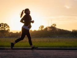 3 Keuntungan Lari Pagi untuk Kesehatan Mental dan Emosional