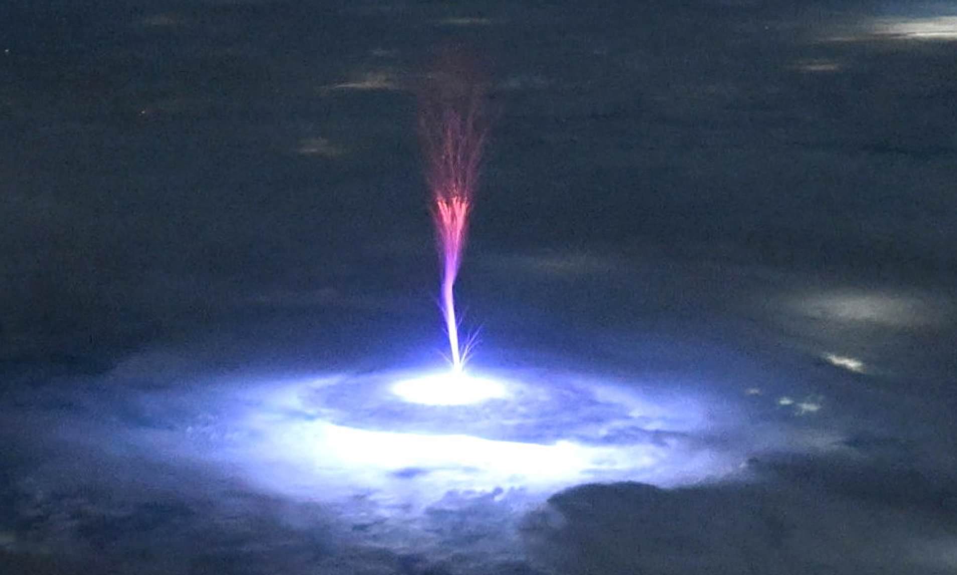 Stunning Image Captures Rare Electrical Event in Space