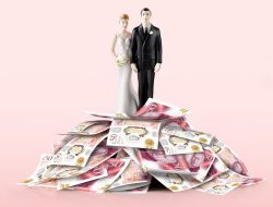 How much cash to give at a wedding, experts say