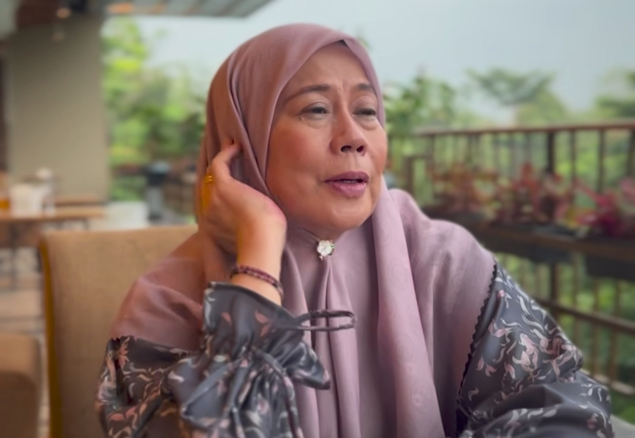 Dewi Yull Bongkar Kondisi Mata Kanan yang Tak Berfungsi