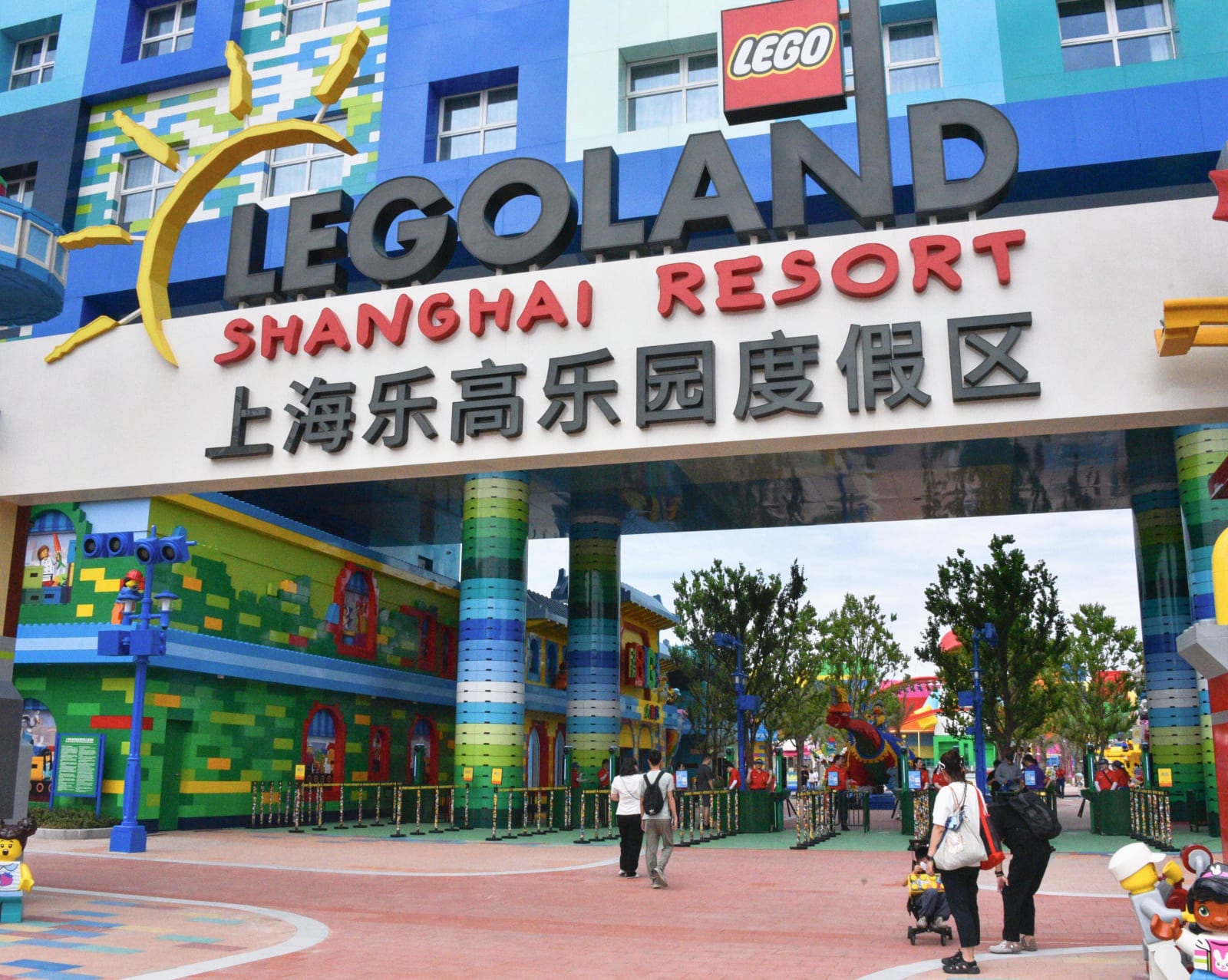 Monkey King Unveiled at Shanghai’s First Legoland