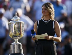 Amanda Balionis’s 2-Word July 4 Message Turns Heads at John Deere Classic