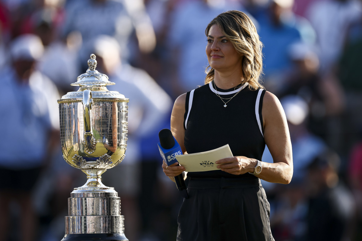 Amanda Balionis’s 2-Word July 4 Message Turns Heads at John Deere Classic