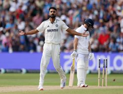 Questions in Every Delivery: Indian Bowling Coach Praises Akash Deep’s Sensational Spell Questions in Every Delivery: Indian Bowling Coach Praises Akash Deep’s Sensational Spell