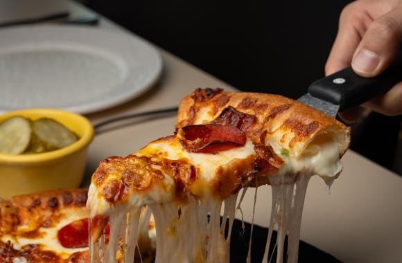 At Busan Station, Pizza Steals the Spotlight from Seafood