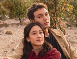 Kisah Cinta Keisya Levronka dan Nyoman Paul dalam Lagu “Denganmu Saja”