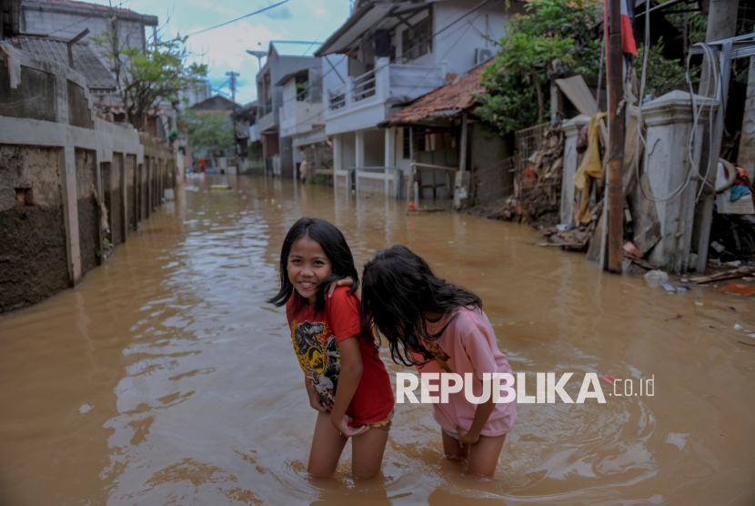 Banjir Jakarta Meluas, 51 RT Tergenang Hingga 3 Meter
