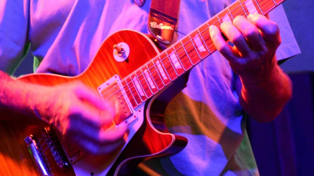 Health Care Struggles in a Vulnerable Music Industry