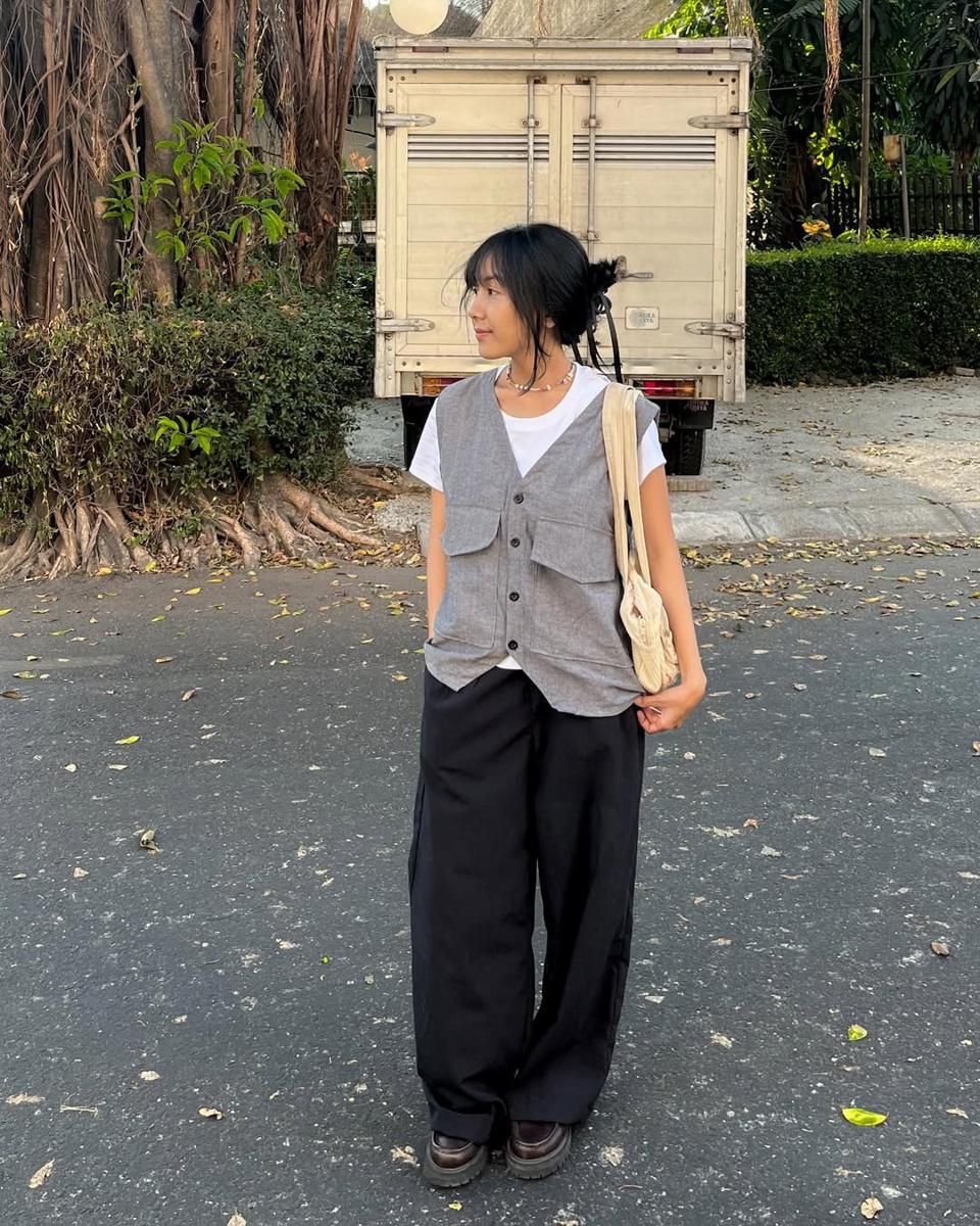 Gaya Modis Outfit Nonton Konser yang Mudah Ditiru
