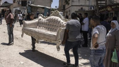 Israeli bulldozers destroy homes in West Bank camps
