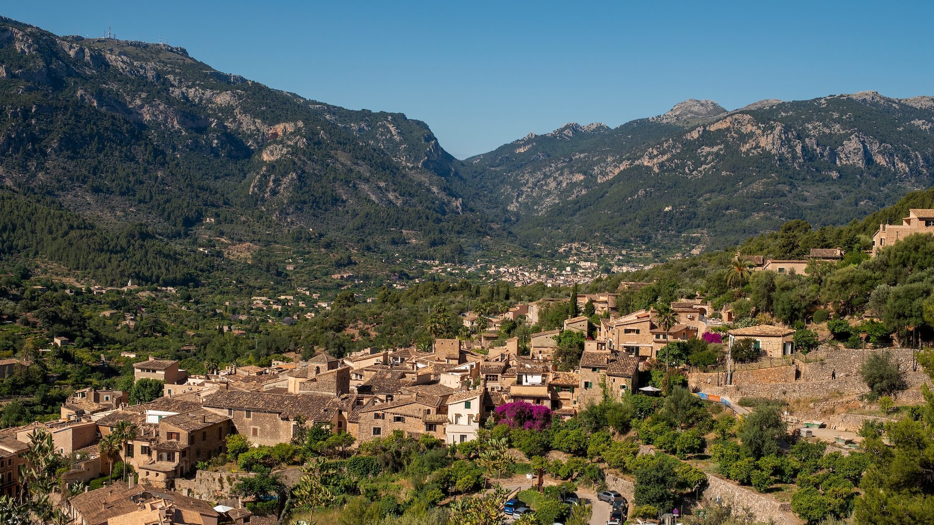 Mallorca’s Hidden Gem: Breathtaking Scenery in a Medieval Village