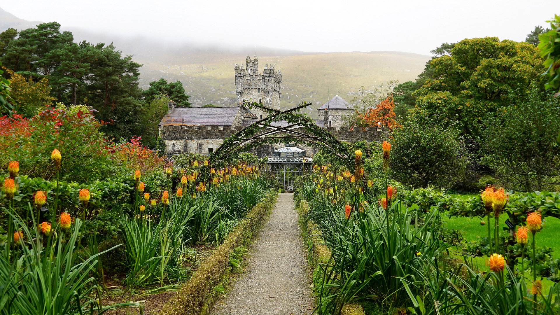 Botanical Wonders: Ireland’s Stunning Parks, Greenhouses, and Gardens