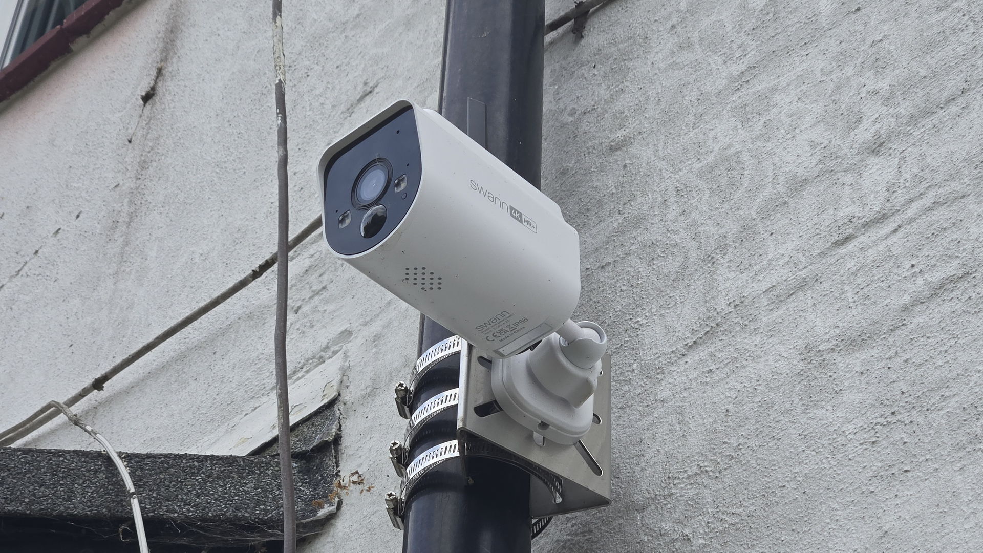 Swann MaxRanger4K Solar Camera Enhances Home Security Without Subscription Costs