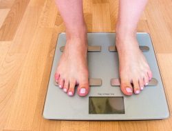 Cara Cepat Menentukan Ukuran Pakaian dari Tinggi dan Berat Badan Cara Cepat Menentukan Ukuran Pakaian dari Tinggi dan Berat Badan