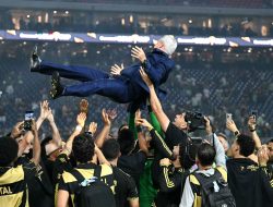 Javier Aguirre Makes History as First Mexico Manager to Win Two Gold Cups Javier Aguirre Makes History as First Mexico Manager to Win Two Gold Cups