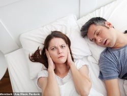 Stop making excuses! Men don’t miss baby’s cries, experts say