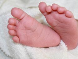 Bayi Tersenyum 400 Kali, Wanita Hanya 62 Kali