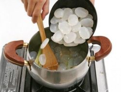 Cara Mengolah Kolang Kaling Tanpa Lendir dan Asam dengan Air Ini