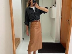Rok Cokelat Pas dengan Baju Warna Apa? 7 Kombinasi yang Harus Dicoba! Rok Cokelat Pas dengan Baju Warna Apa? 7 Kombinasi yang Harus Dicoba!