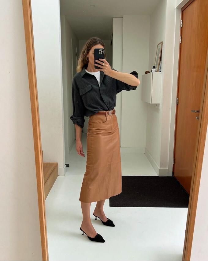 Rok Cokelat Pas dengan Baju Warna Apa? 7 Kombinasi yang Harus Dicoba!