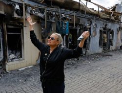 Her Eastern Ukraine Store Destroyed for Third Time, Owner Vows to Rebuild Her Eastern Ukraine Store Destroyed for Third Time, Owner Vows to Rebuild