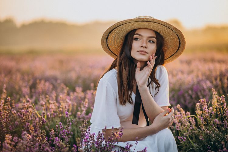 Tak Hanya Cantik, 5 Zodiak Ini Jatuh Cinta pada Kepribadian dan Emosi