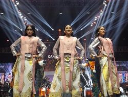 Danjyo Hiyoji Luncurkan Koleksi Neo Eclat 2025 di Hari Kedua “KAO presents TGC Jakarta 2025” Danjyo Hiyoji Luncurkan Koleksi Neo Eclat 2025 di Hari Kedua “KAO presents TGC Jakarta 2025”